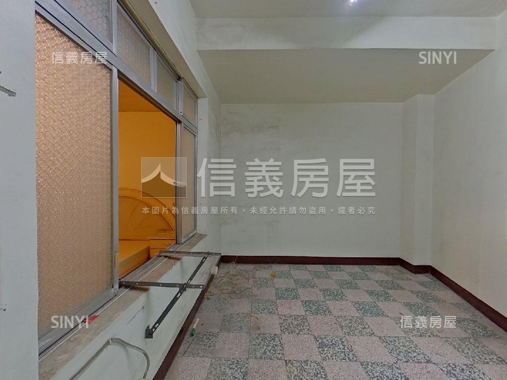 地坪５０．７坪大面寬透天房屋室內格局與周邊環境