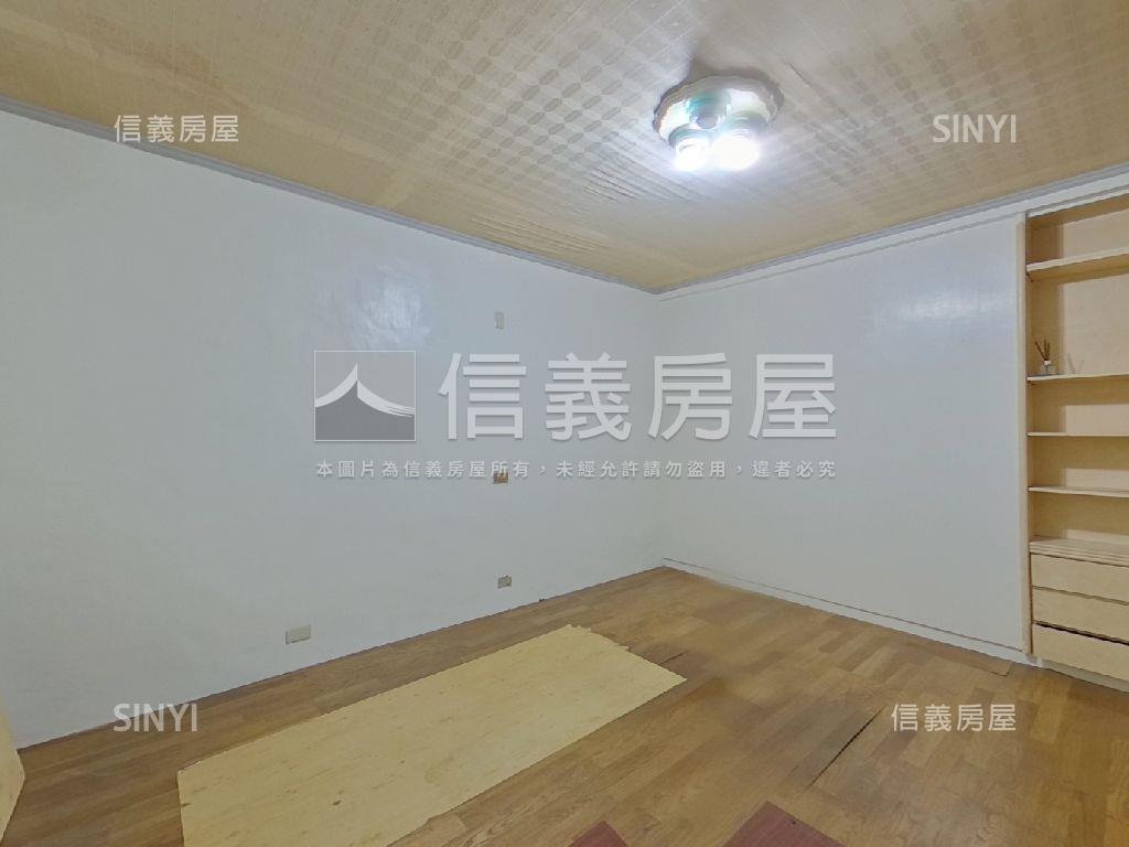 地坪５０．７坪大面寬透天房屋室內格局與周邊環境