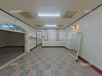 地坪５０．７坪大面寬透天