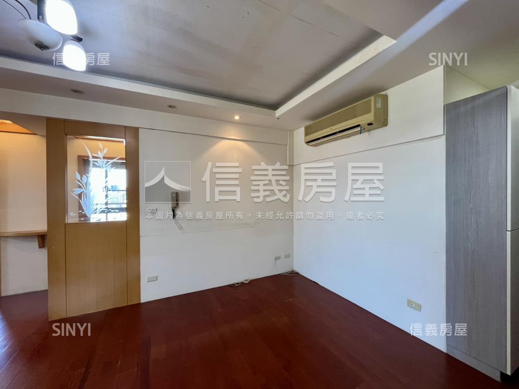 賴厝學區獅子城三房附車位房屋室內格局與周邊環境