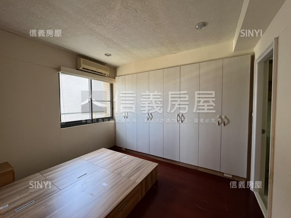 賴厝學區獅子城三房附車位房屋室內格局與周邊環境