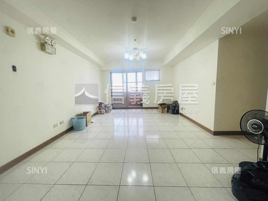 力霸劍橋區大三房大車位房屋室內格局與周邊環境