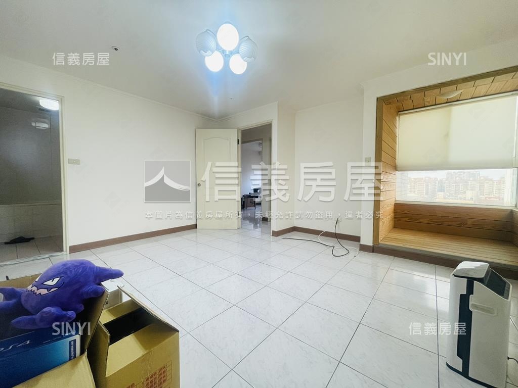 力霸劍橋區大三房大車位房屋室內格局與周邊環境