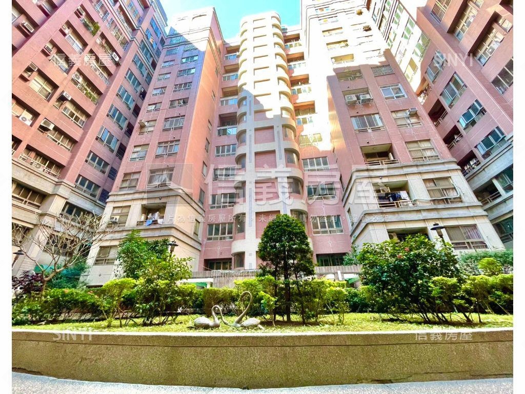 震後樓中樓小豪宅四房平車房屋室內格局與周邊環境