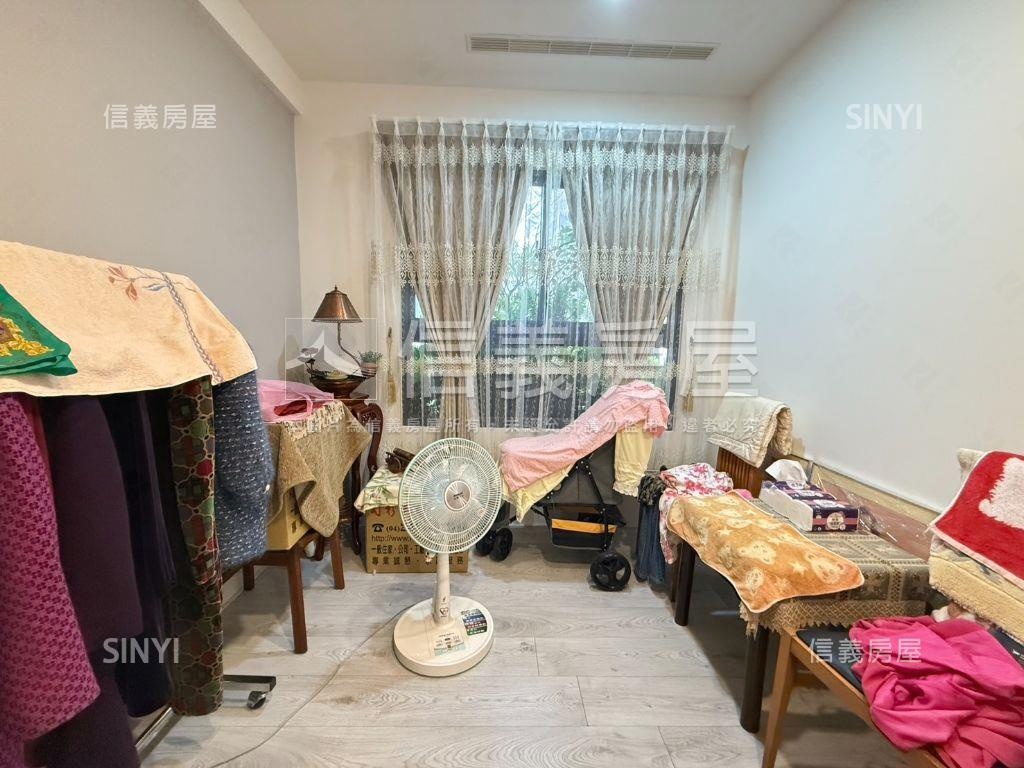 好幸福三房平車露臺戶房屋室內格局與周邊環境