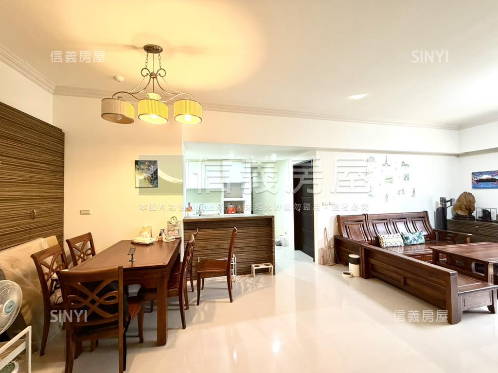 紐約紐約面樹海邊間四房房屋室內格局與周邊環境