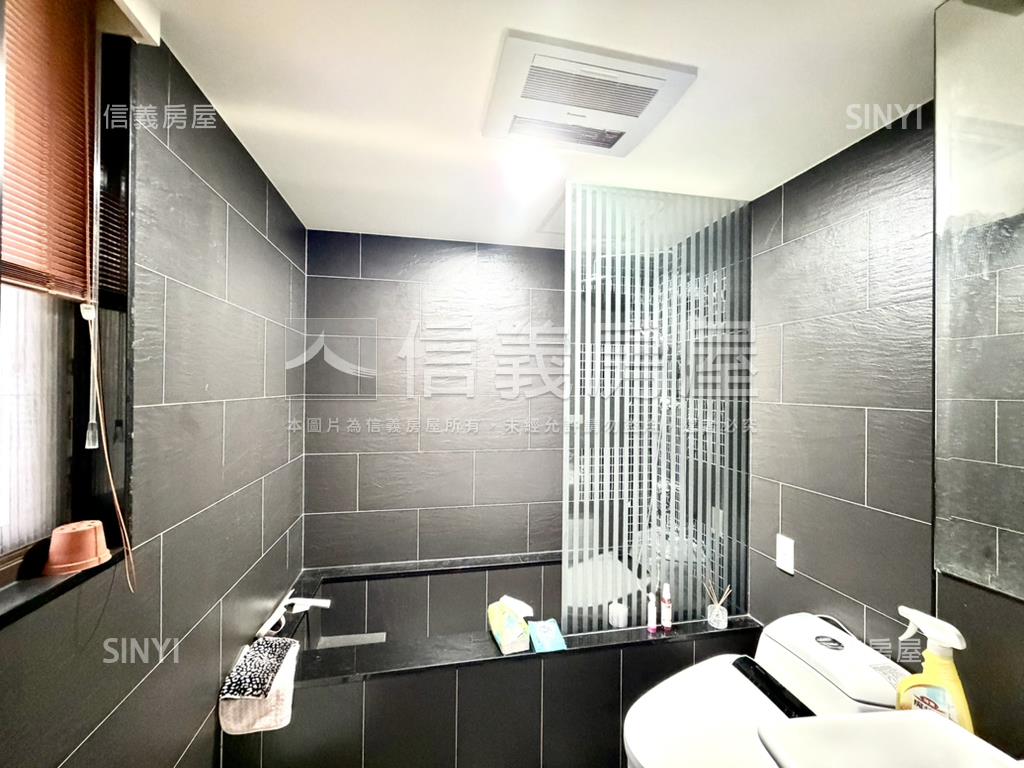 紐約紐約面樹海邊間四房房屋室內格局與周邊環境