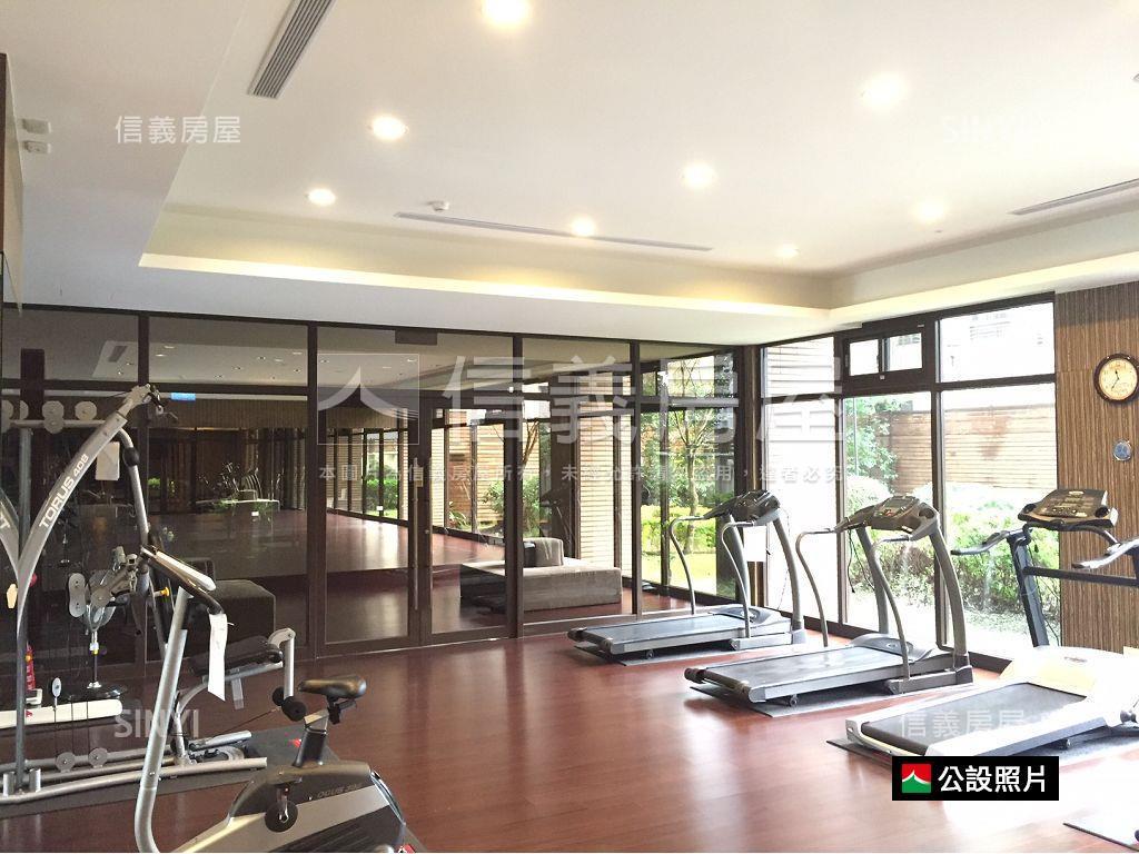 紐約紐約面樹海邊間四房房屋室內格局與周邊環境