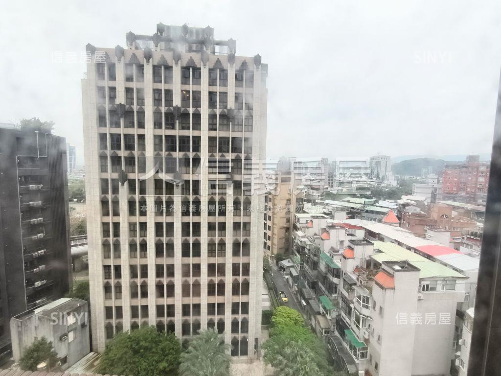 財政局標售－璞風晴十樓房屋室內格局與周邊環境