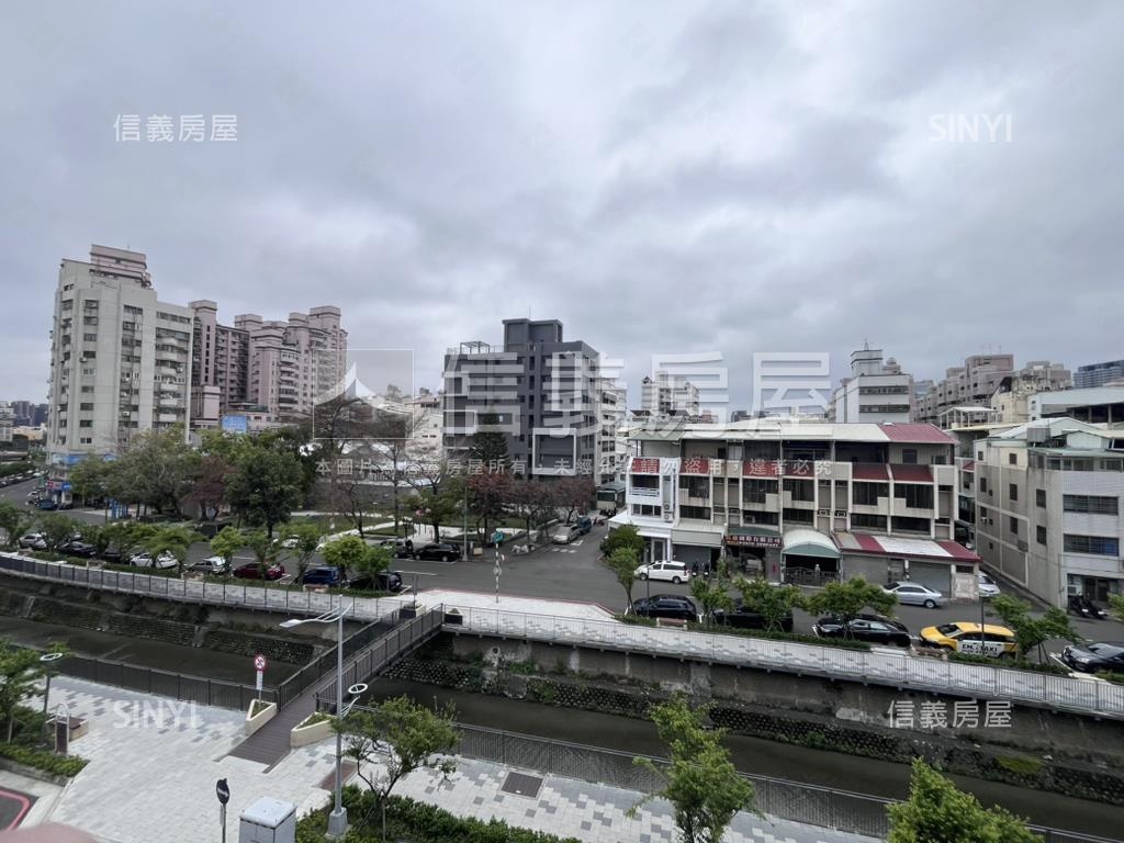 近北平黃昏市場臨路透店房屋室內格局與周邊環境