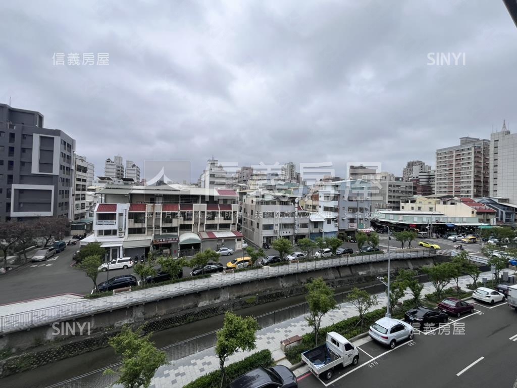 近北平黃昏市場臨路透店房屋室內格局與周邊環境