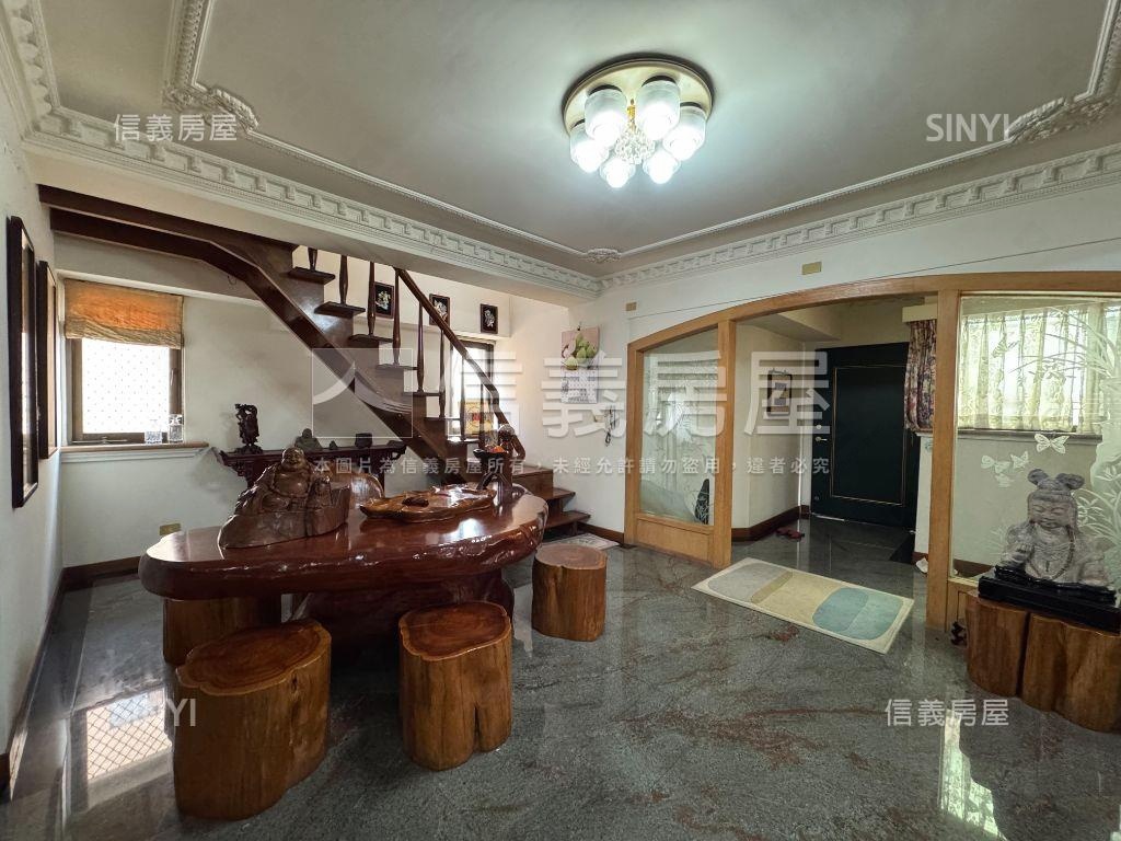 教育大學旁樓中樓露臺美屋房屋室內格局與周邊環境