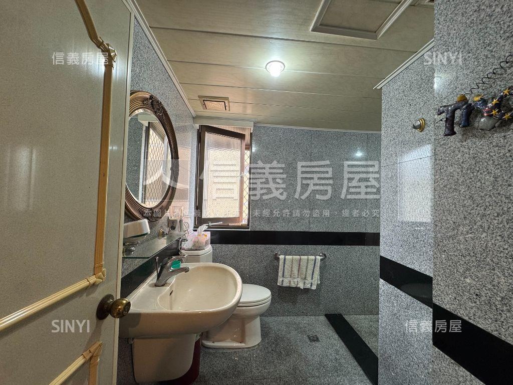 教育大學旁樓中樓露臺美屋房屋室內格局與周邊環境