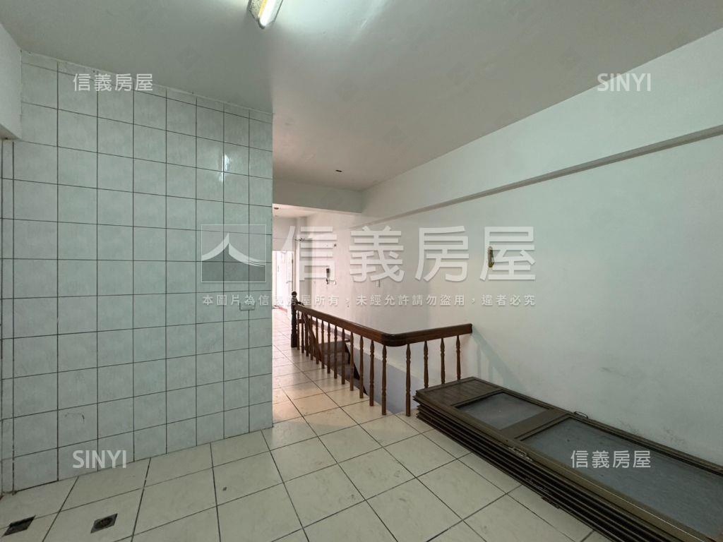 低總價黃金店面看這間！房屋室內格局與周邊環境