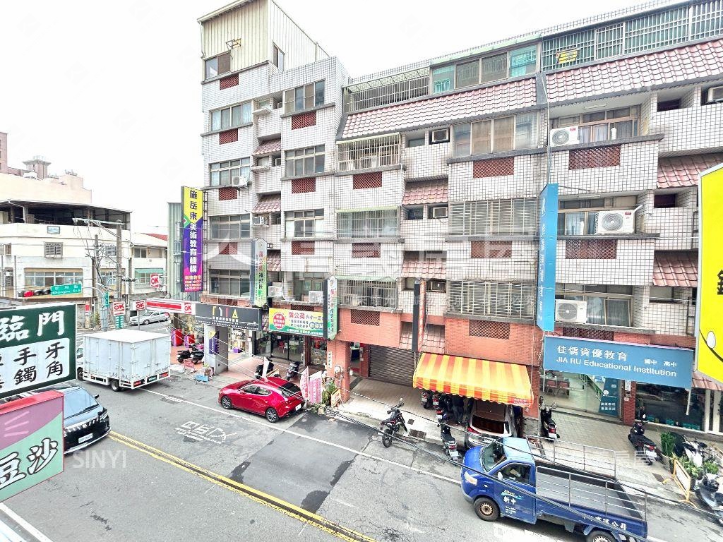 低總價黃金店面看這間！房屋室內格局與周邊環境