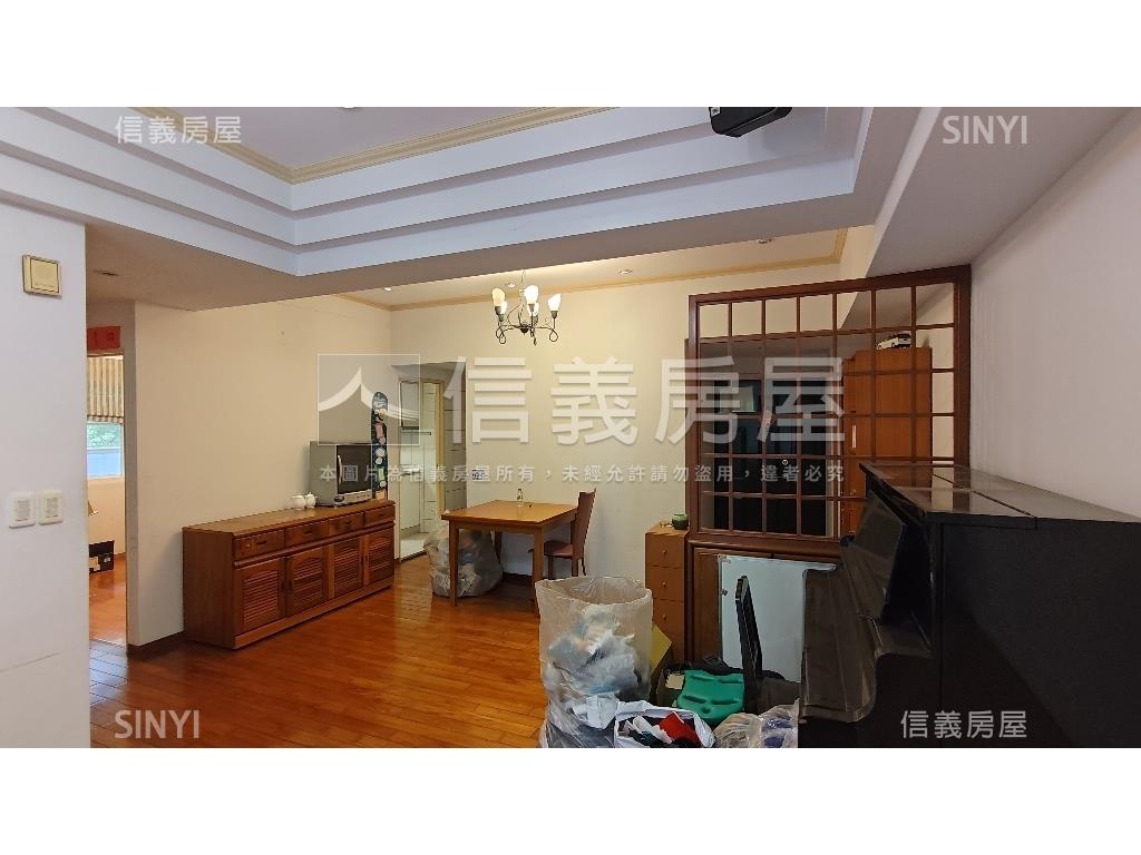山景達觀三房車位房屋室內格局與周邊環境
