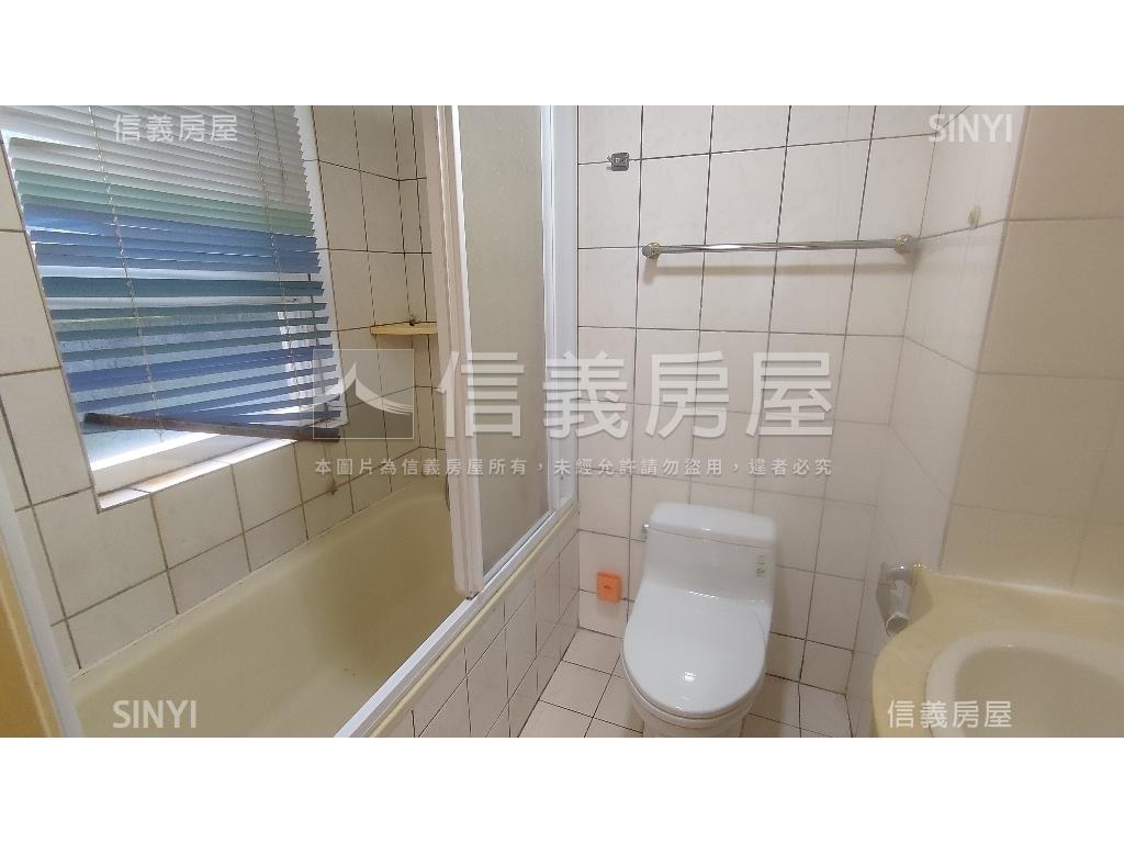 山景達觀三房車位房屋室內格局與周邊環境