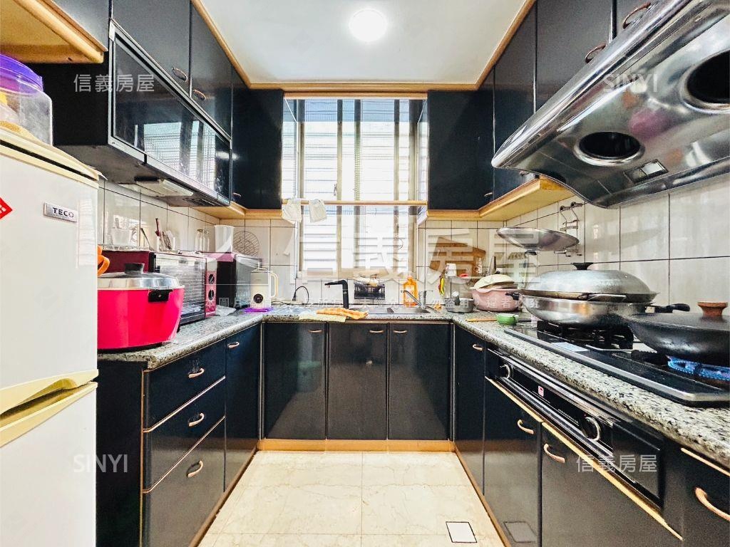 傳承‧靜巷屋況佳美寓２樓房屋室內格局與周邊環境