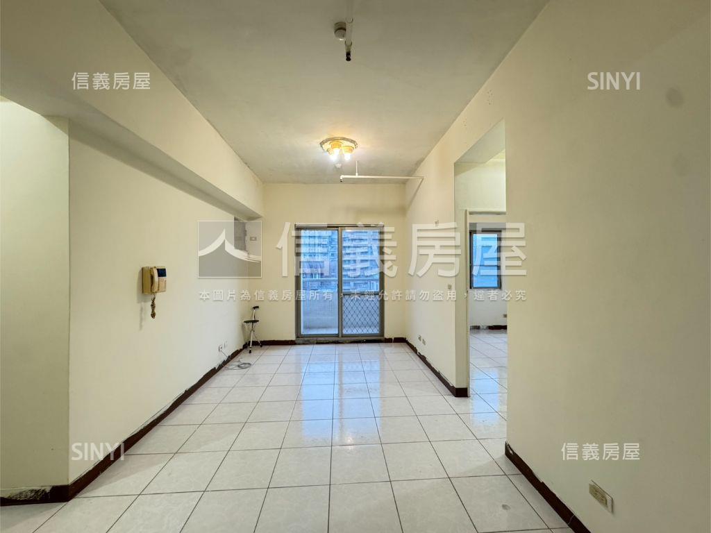 新坡儷景邊間成家兩房房屋室內格局與周邊環境