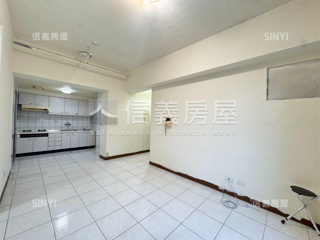 新坡儷景邊間成家兩房房屋室內格局與周邊環境