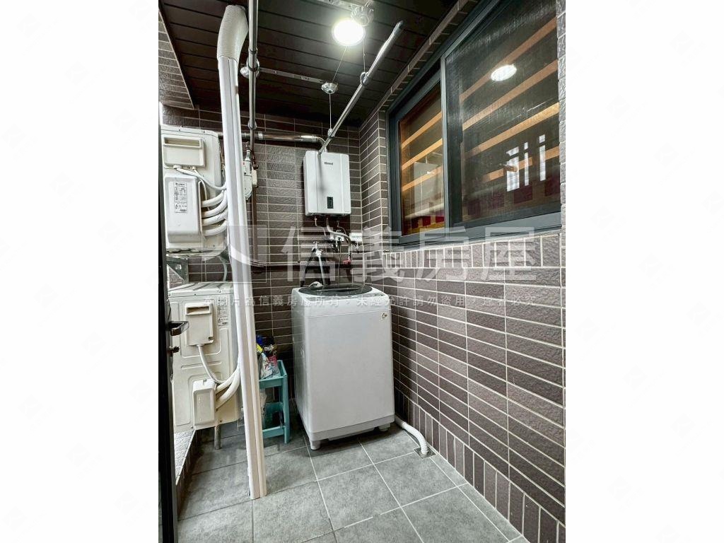 崇德薈高樓裝潢Ｂ２平車房屋室內格局與周邊環境