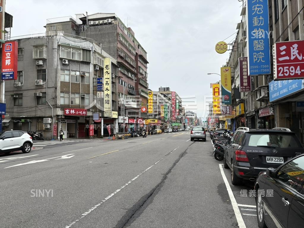 正吉林路馬路邊金店房屋室內格局與周邊環境