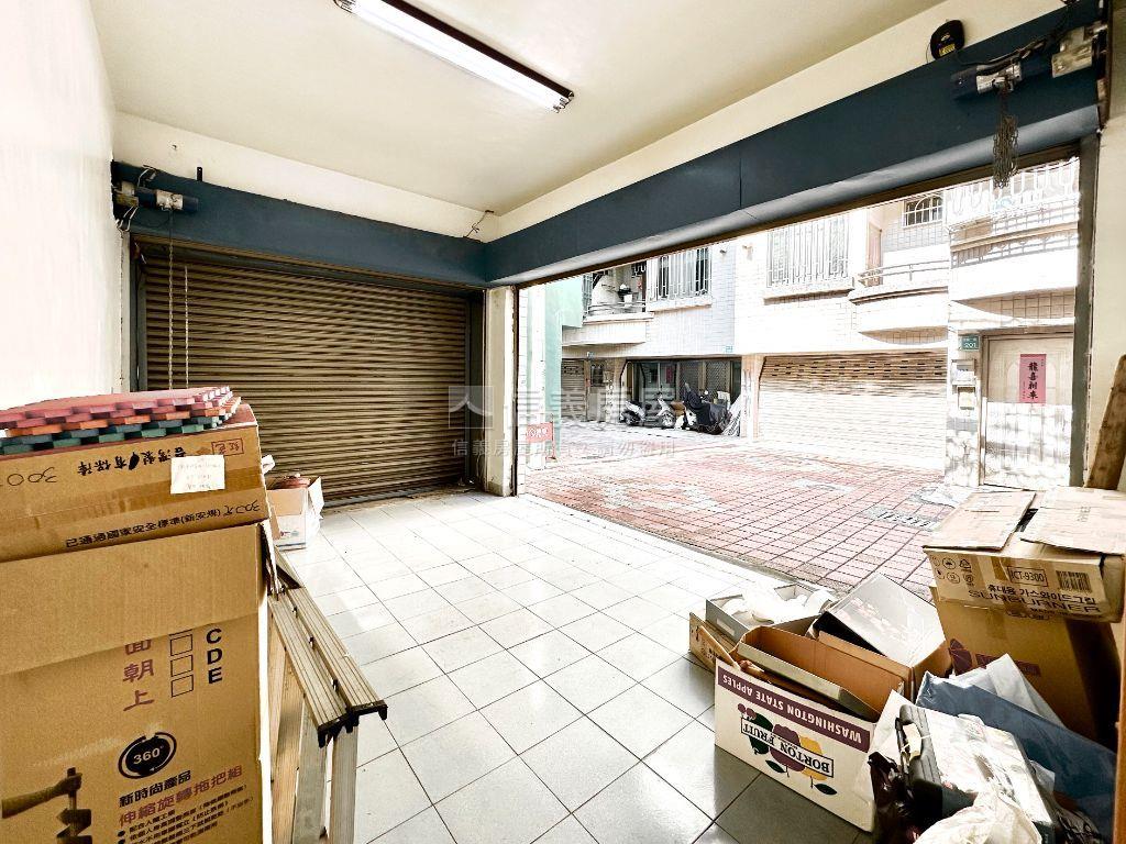 中西區｜湖美角窗木質店住房屋室內格局與周邊環境