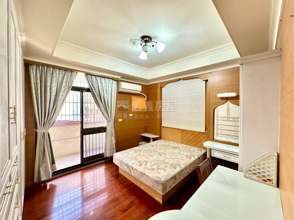 中西區｜湖美角窗木質店住房屋室內格局與周邊環境