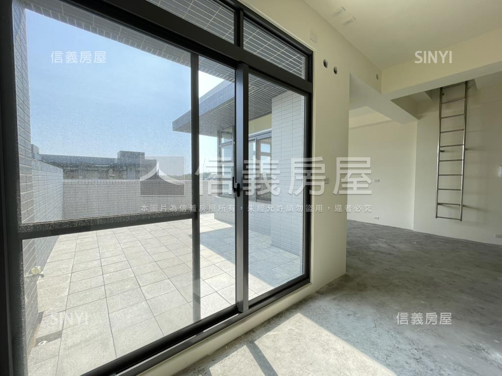 閑谷邊間美式庭院透天房屋室內格局與周邊環境
