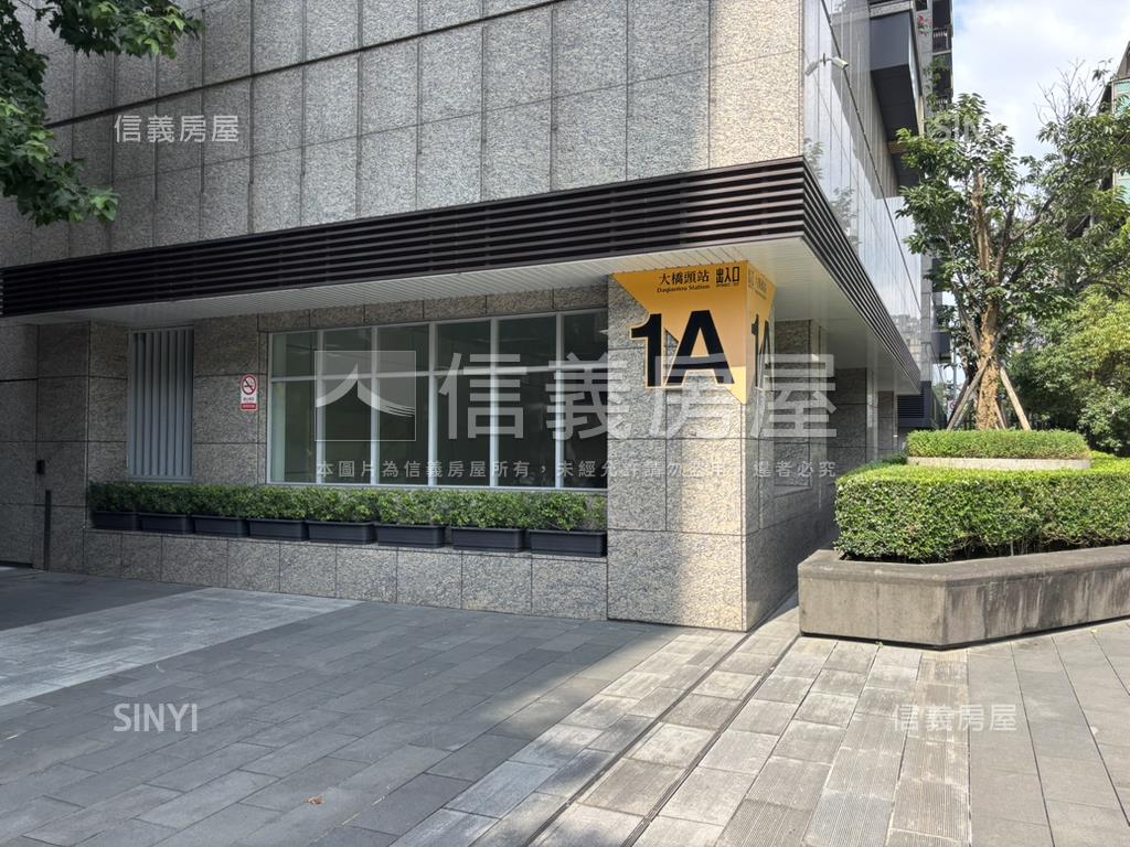 超讚Ｓ高樓美美屋房屋室內格局與周邊環境