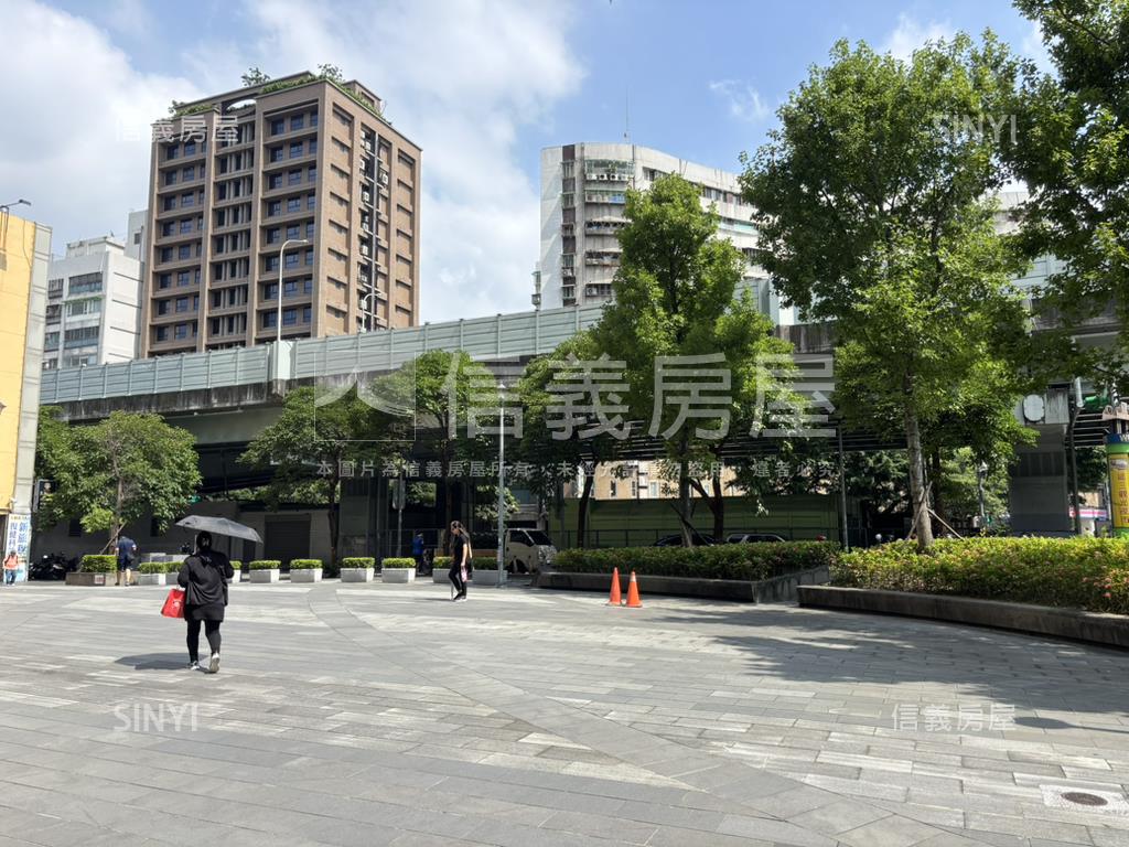超讚Ｓ高樓美美屋房屋室內格局與周邊環境