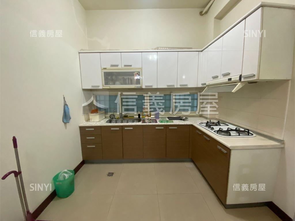 爽文路震後優質別墅房屋室內格局與周邊環境
