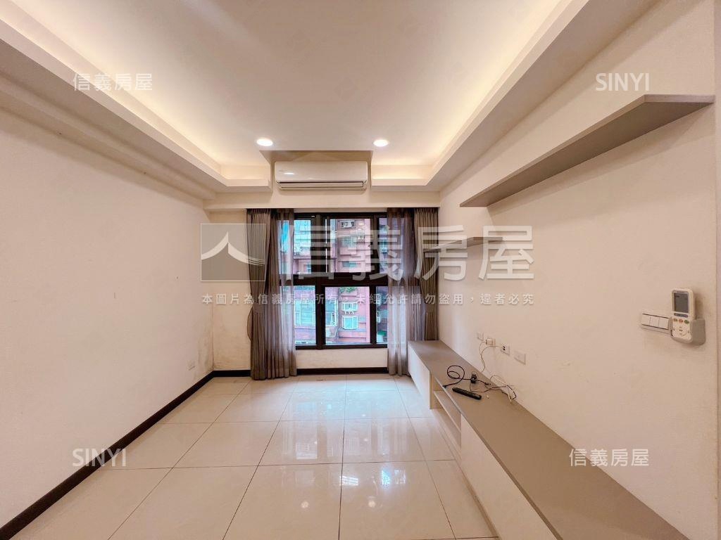 汐止１０１。３房帶車位房屋室內格局與周邊環境