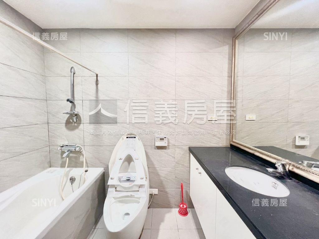 汐止１０１。３房帶車位房屋室內格局與周邊環境