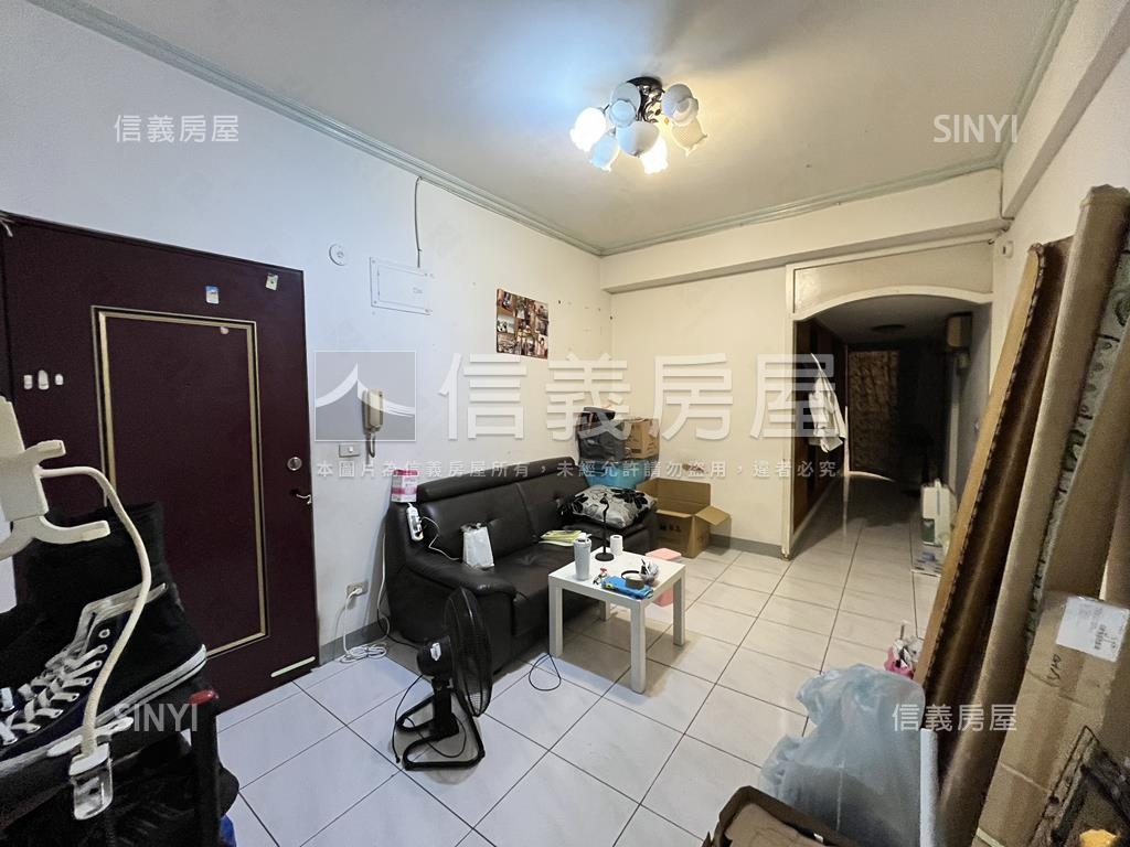 捷運鬧區低總價三房徐匯房屋室內格局與周邊環境