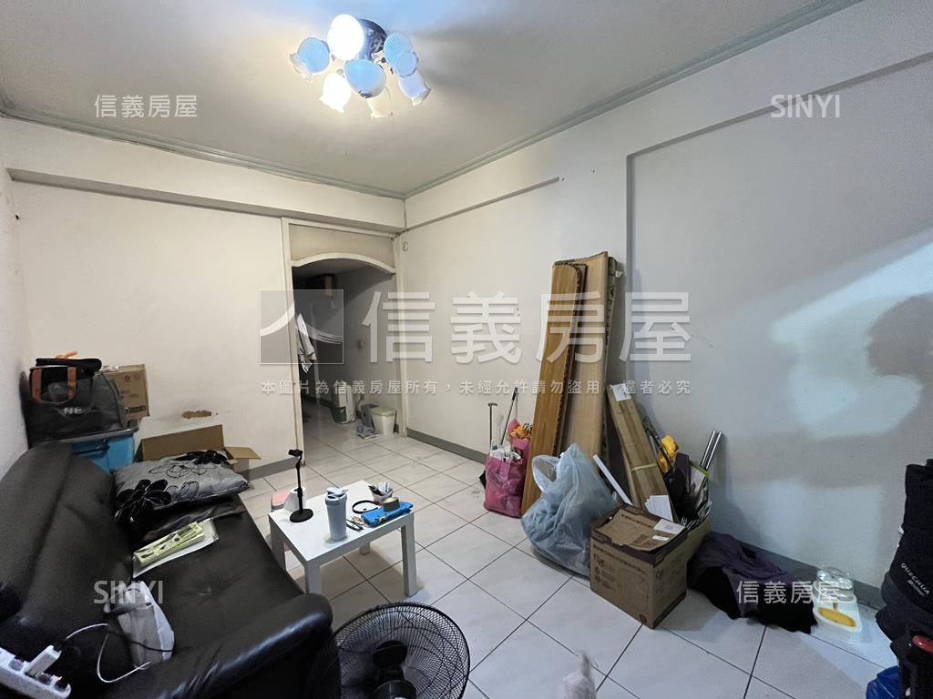 捷運鬧區低總價三房徐匯房屋室內格局與周邊環境