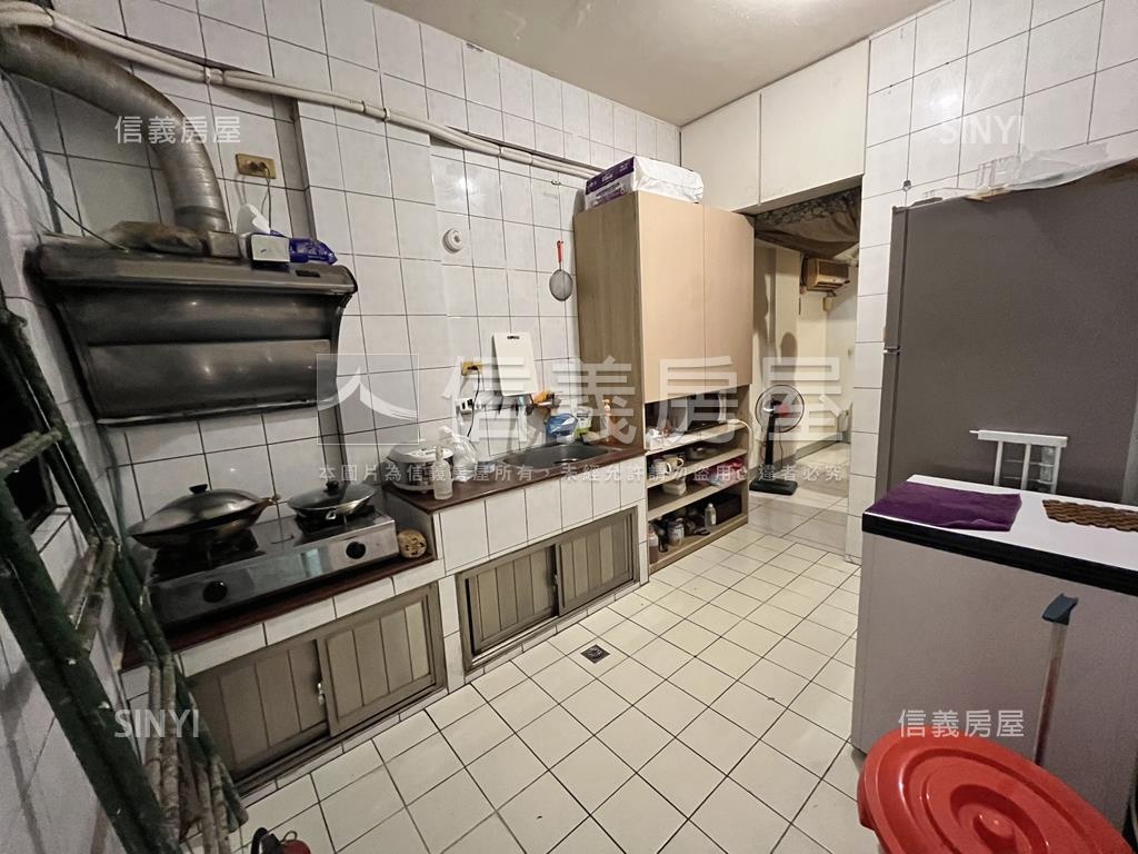 捷運鬧區低總價三房徐匯房屋室內格局與周邊環境