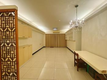 家樂福商圈大空間４房