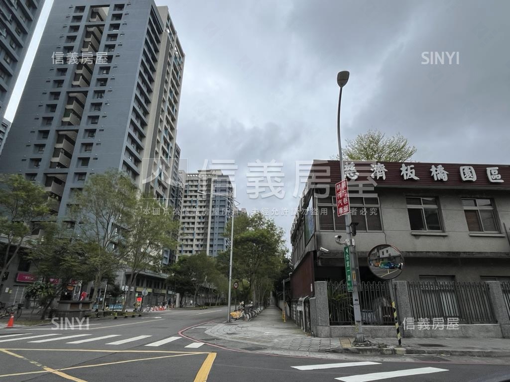 大觀方正二樓房屋室內格局與周邊環境