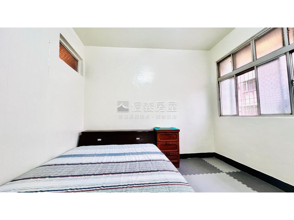 華興聚財招富四房寓房屋室內格局與周邊環境