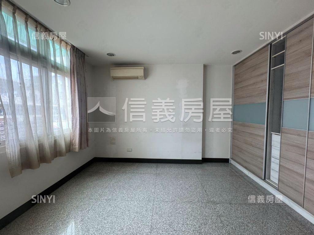 正忠明路增建電梯透天店面房屋室內格局與周邊環境