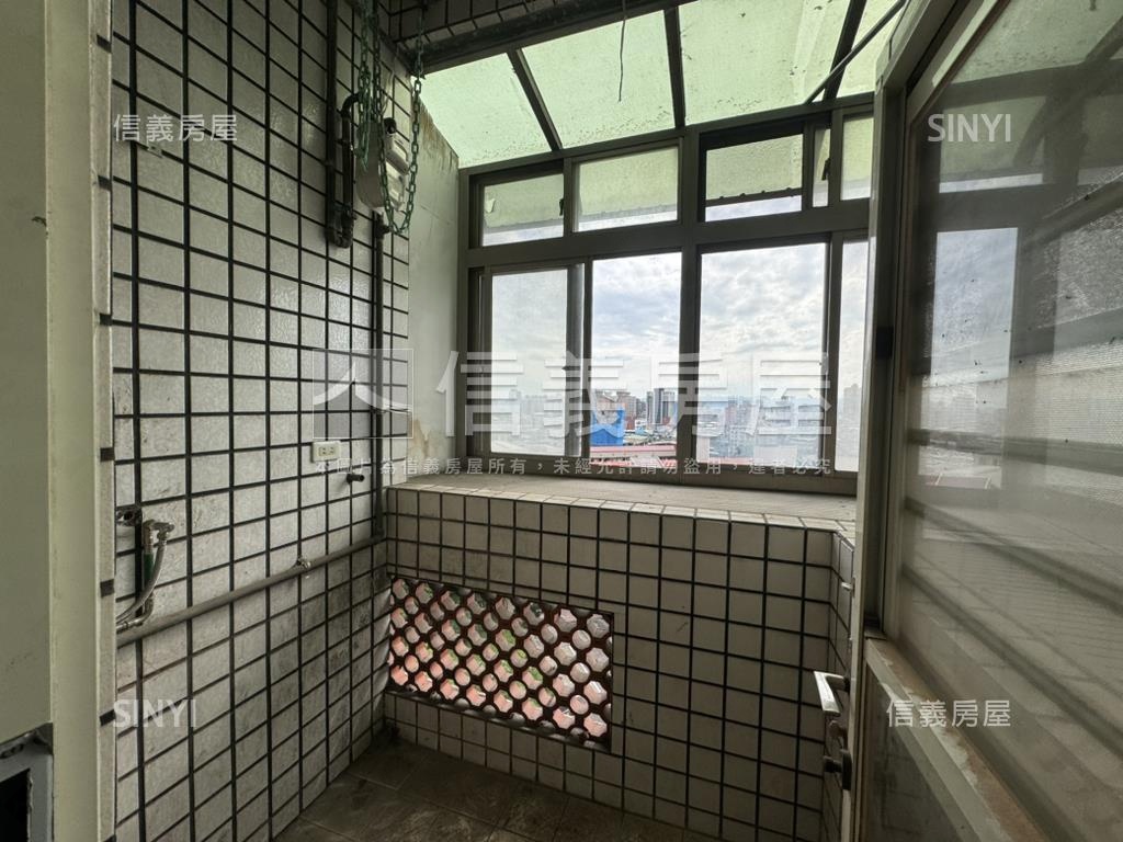讓您心動大空間有車位房屋室內格局與周邊環境