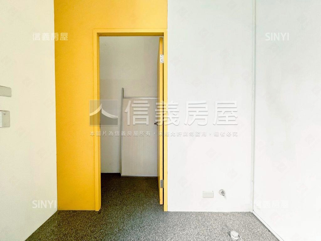 Ｓ１智匯中心大空間樓店房屋室內格局與周邊環境