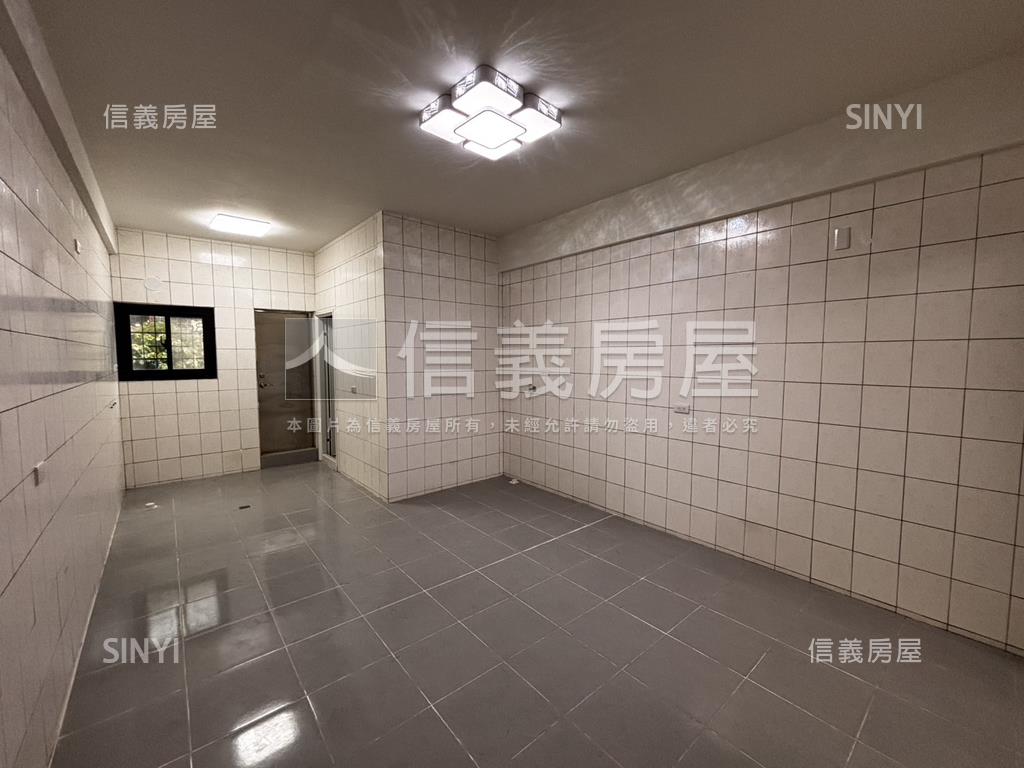 海佃路一段裝潢透天房屋室內格局與周邊環境