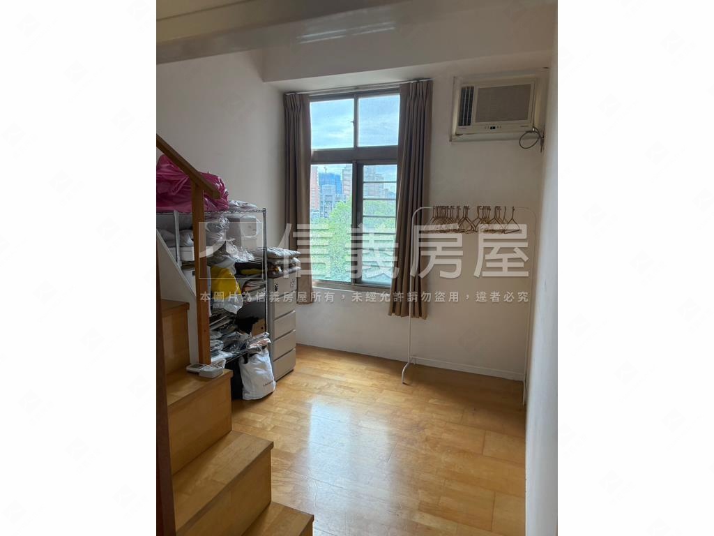稀有釋出捷運樹海兩房車位房屋室內格局與周邊環境