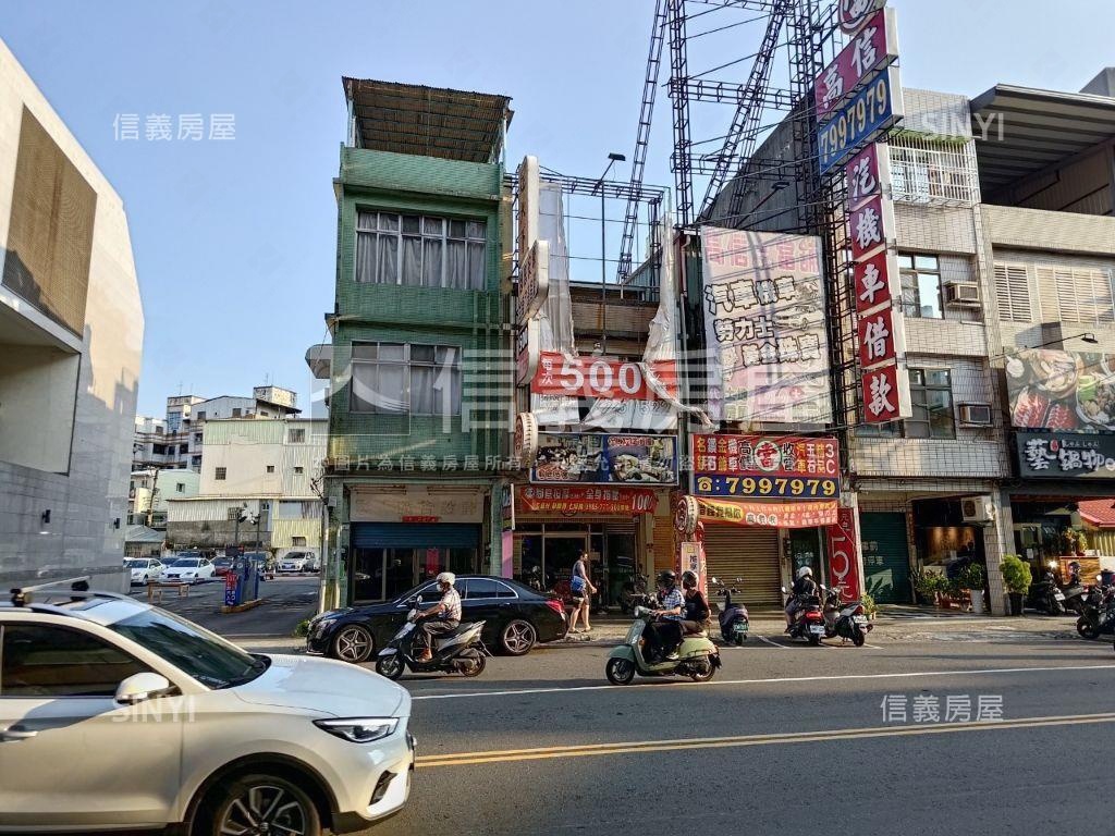 鳳山捷運．自由路透店房屋室內格局與周邊環境