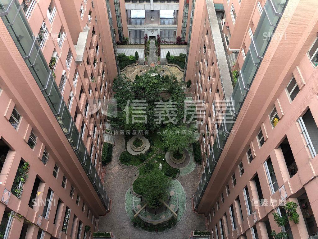 水湳市場大四房車位房屋室內格局與周邊環境