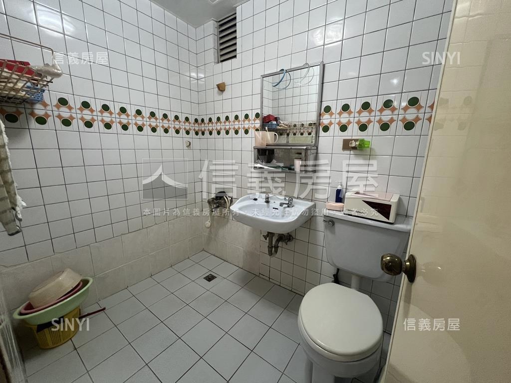 秀朗國小採光公寓房屋室內格局與周邊環境