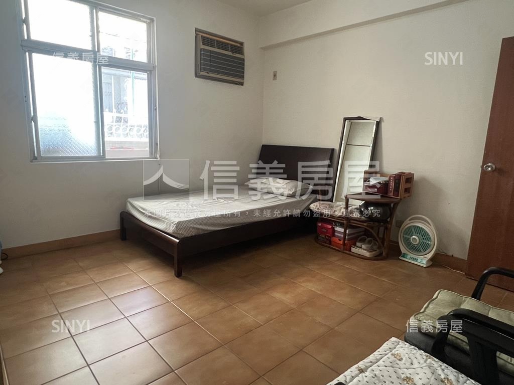 秀朗國小採光公寓房屋室內格局與周邊環境