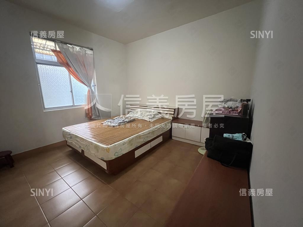 秀朗國小採光公寓房屋室內格局與周邊環境